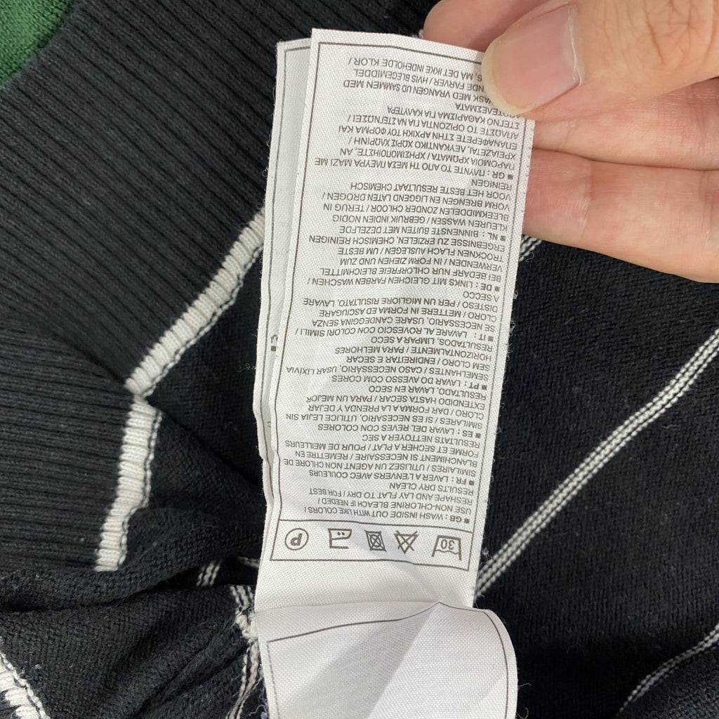 NIKE　ナイキ　ニットセーター　Ⅴネック　ボーダー柄　黒　ブラック　Lサイズ