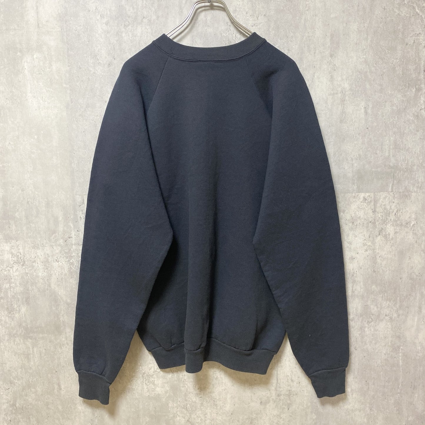 古着 used　90s　USA製　フルーツオブザルーム　長袖ペイントスウェット　トレーナー　黒　ビックシルエット　XLサイズ