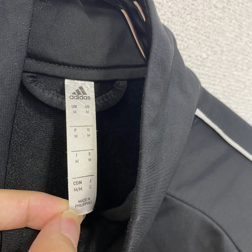 adidas　アディダス　トラックジャケット/ジャージ　黒　ブラック　Mサイズ