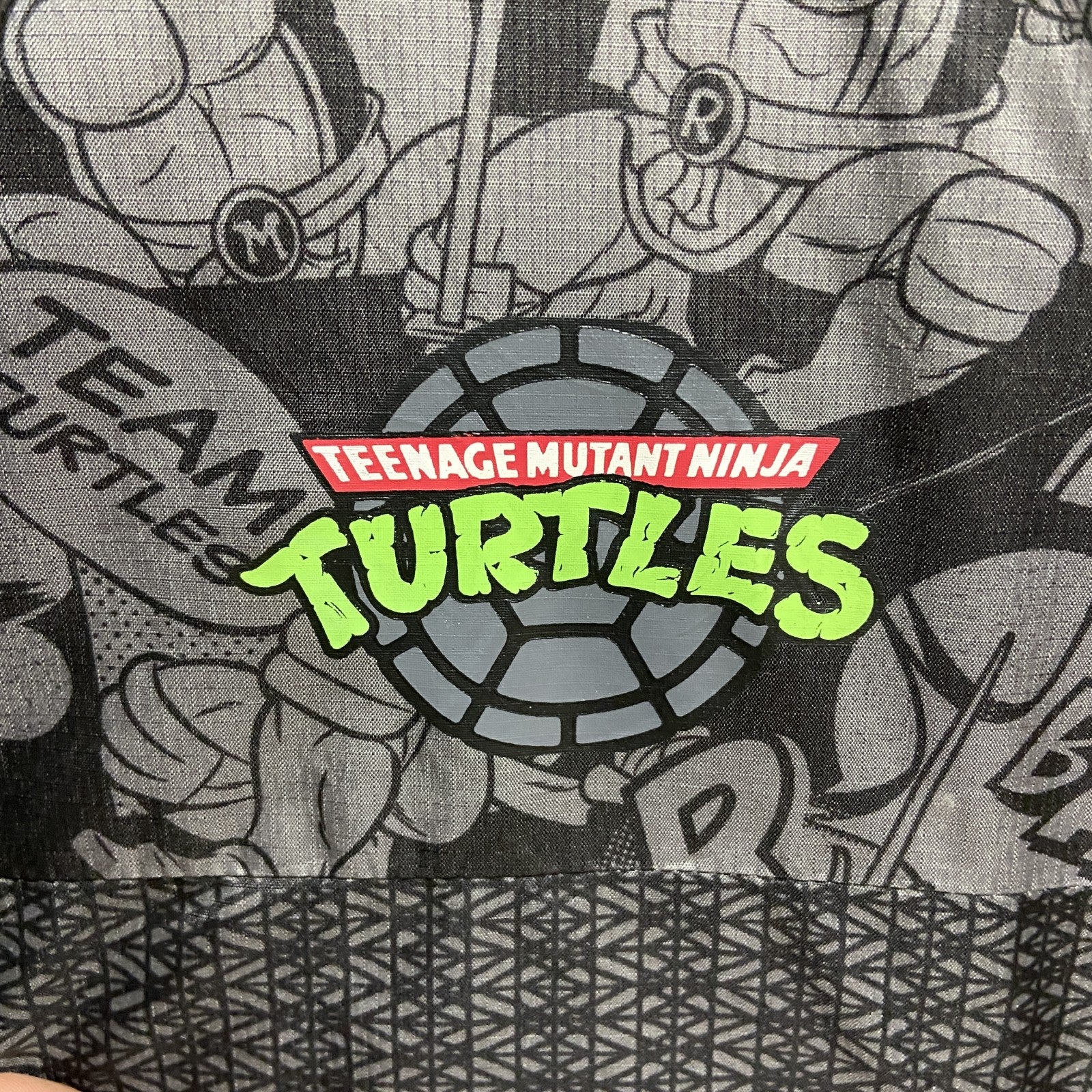 古着 used　nickelodeon　TURTLES　タートルズ　長袖ナイロンジャケット　キャラクター　グレー　緑　XLサイズ