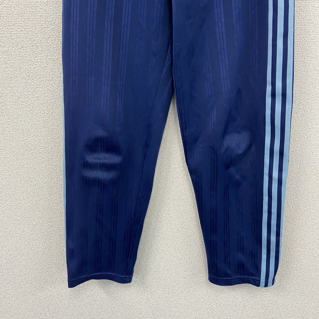 adidas　アディダス　トラックパンツ/ジャージパンツ　パフォーマンスロゴ　刺繍ロゴ　スリーストライプス　紺　ネイビー　Lサイズ