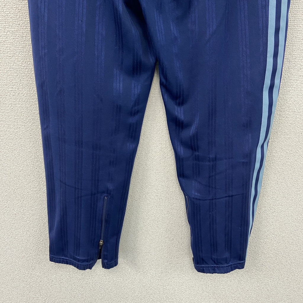 adidas　アディダス　トラックパンツ/ジャージパンツ　パフォーマンスロゴ　刺繍ロゴ　スリーストライプス　紺　ネイビー　Lサイズ