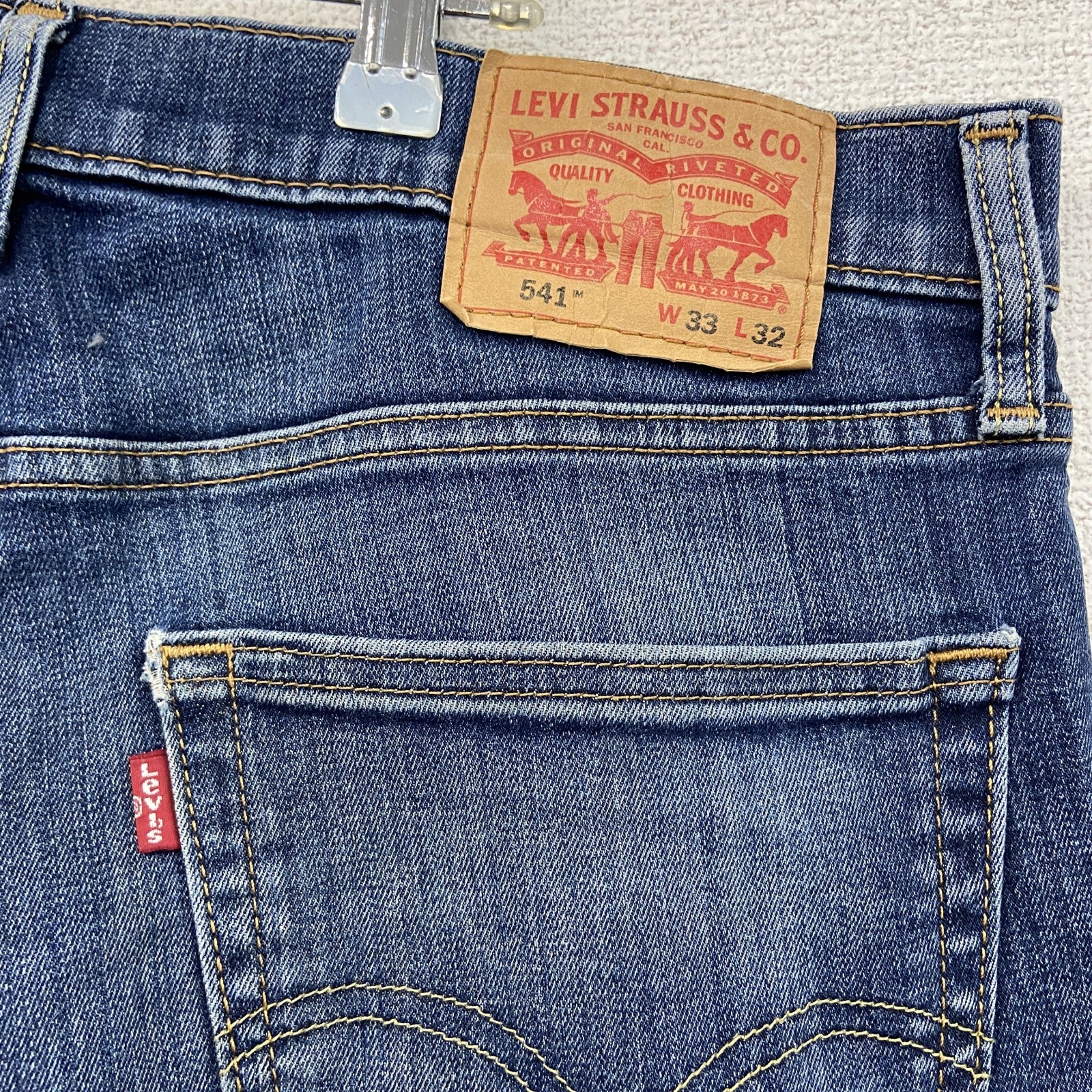 Levi's　リーバイス　541　デニムパンツ/ジーンズ　ジップフライ　縦落ち　鬼ヒゲ　インディゴ　W33サイズ