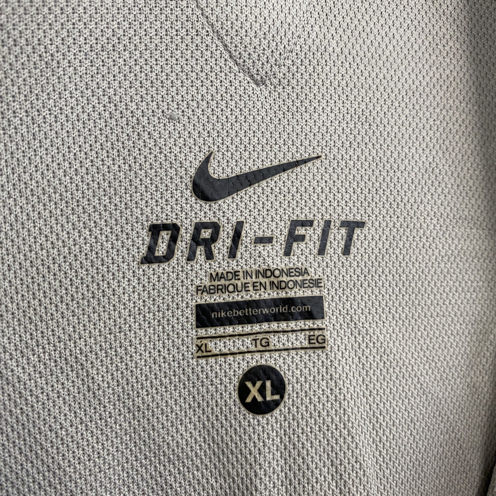 古着 used　NIKE　ナイキ　フルジップトラックジャケット/ジャージ　灰色　グレー　XLサイズ