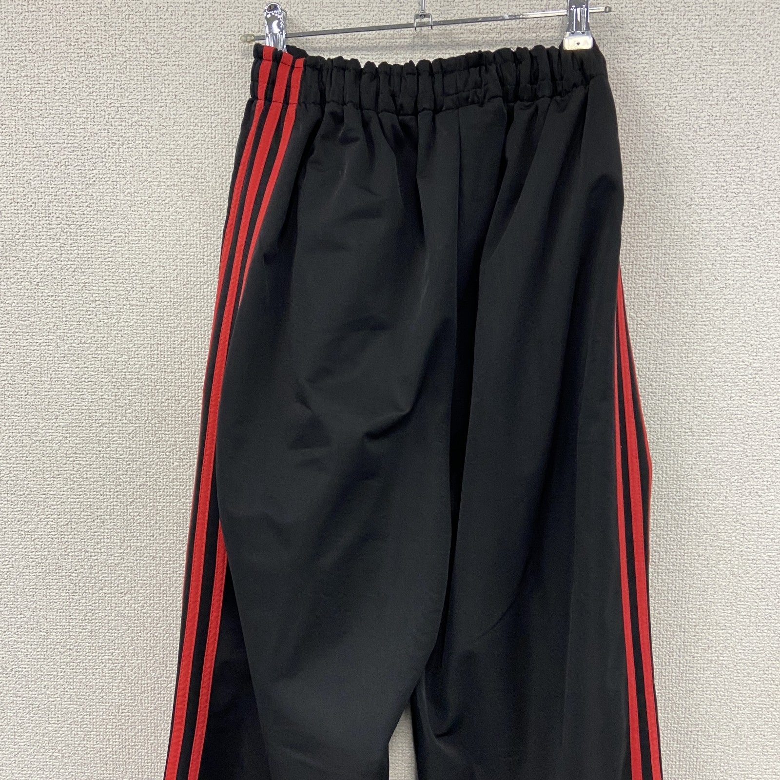 90s　adidas　アディダス　トラックパンツ/ジャージパンツ　パフォーマンスロゴ　刺繍ロゴ　ワンポイント　黒　ブラック　Lサイズ