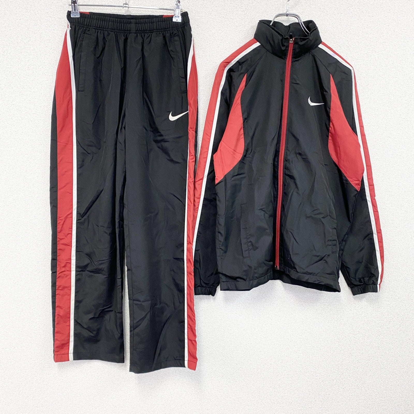 NIKE　ナイキ　ジャージセットアップ　トラックジャケット　トラックパンツ　スウッシュ　黒　ブラック　Lサイズ