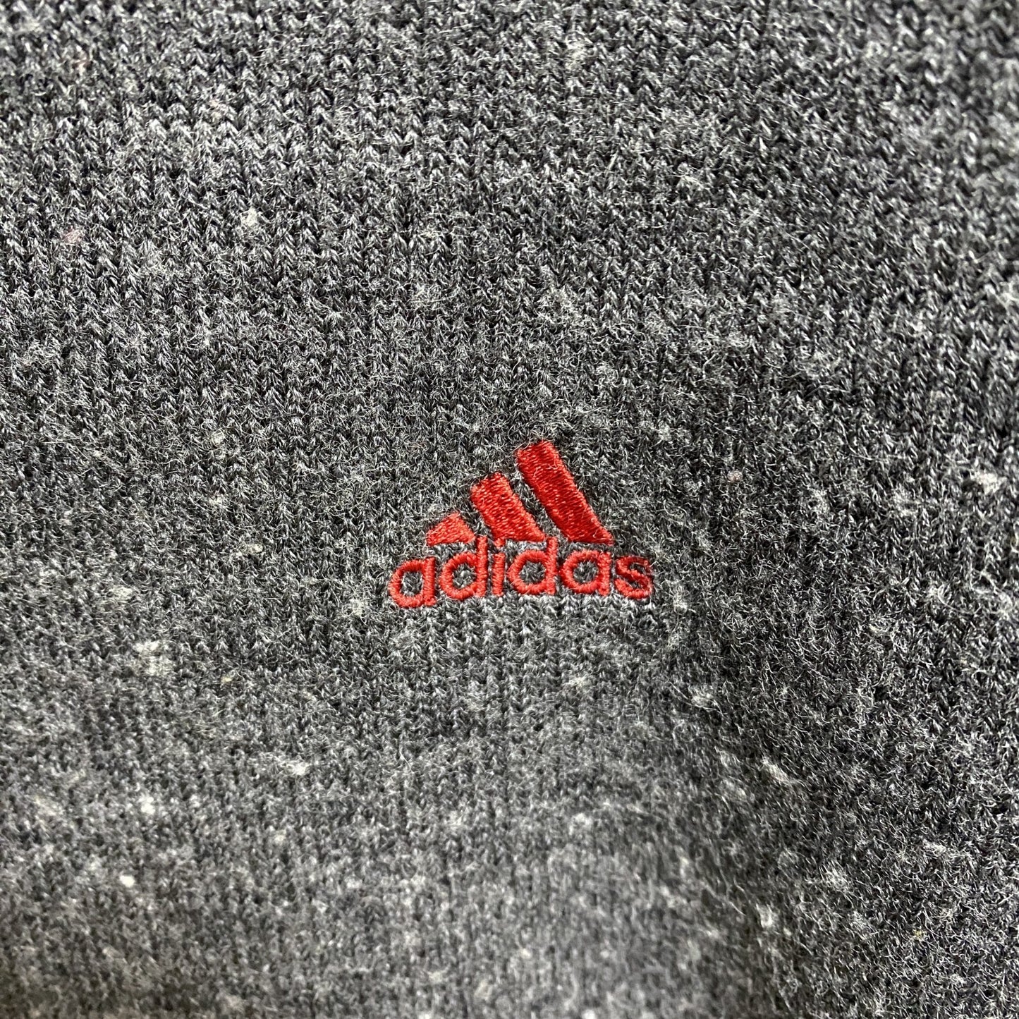 古着 used　adidas　アディダス　長袖ニットパーカー　セーター　ワンポイントロゴ刺　グレー　Mサイズ