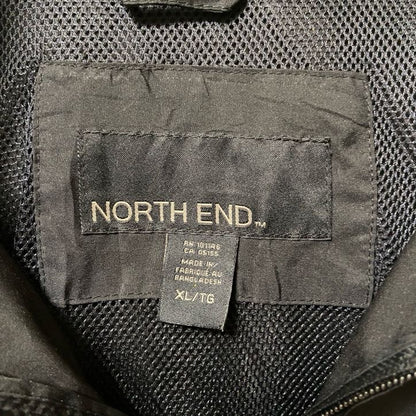 古着 used　NORTH END　長袖ナイロンジャケット　フード付き　ワンポイントプリント　黒　ビックシルエット　XLサイズ