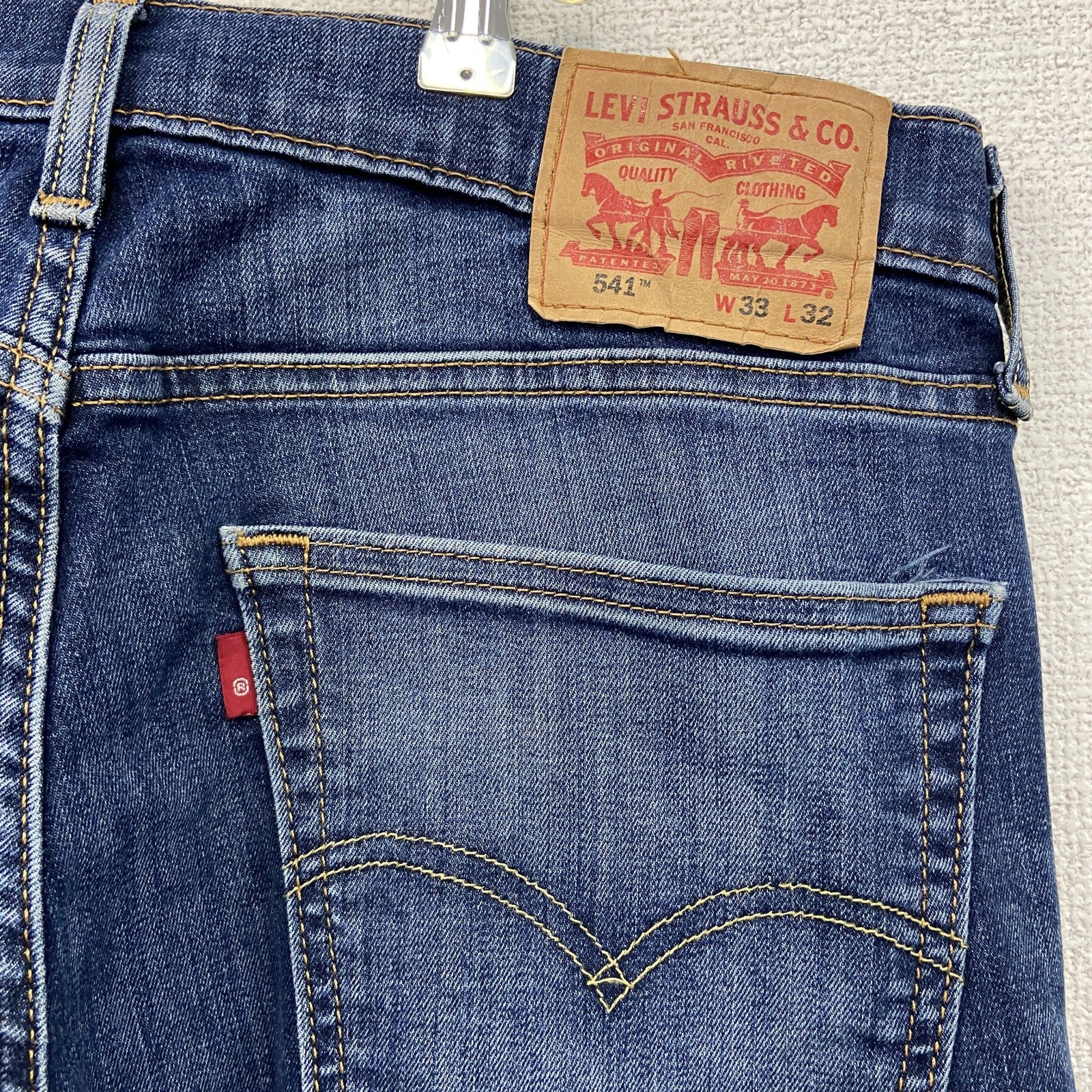 Levi's　リーバイス　541　デニムパンツ/ジーンズ　縦落ち　鬼ヒゲ　ジップフライ　インディゴ　W33サイズ
