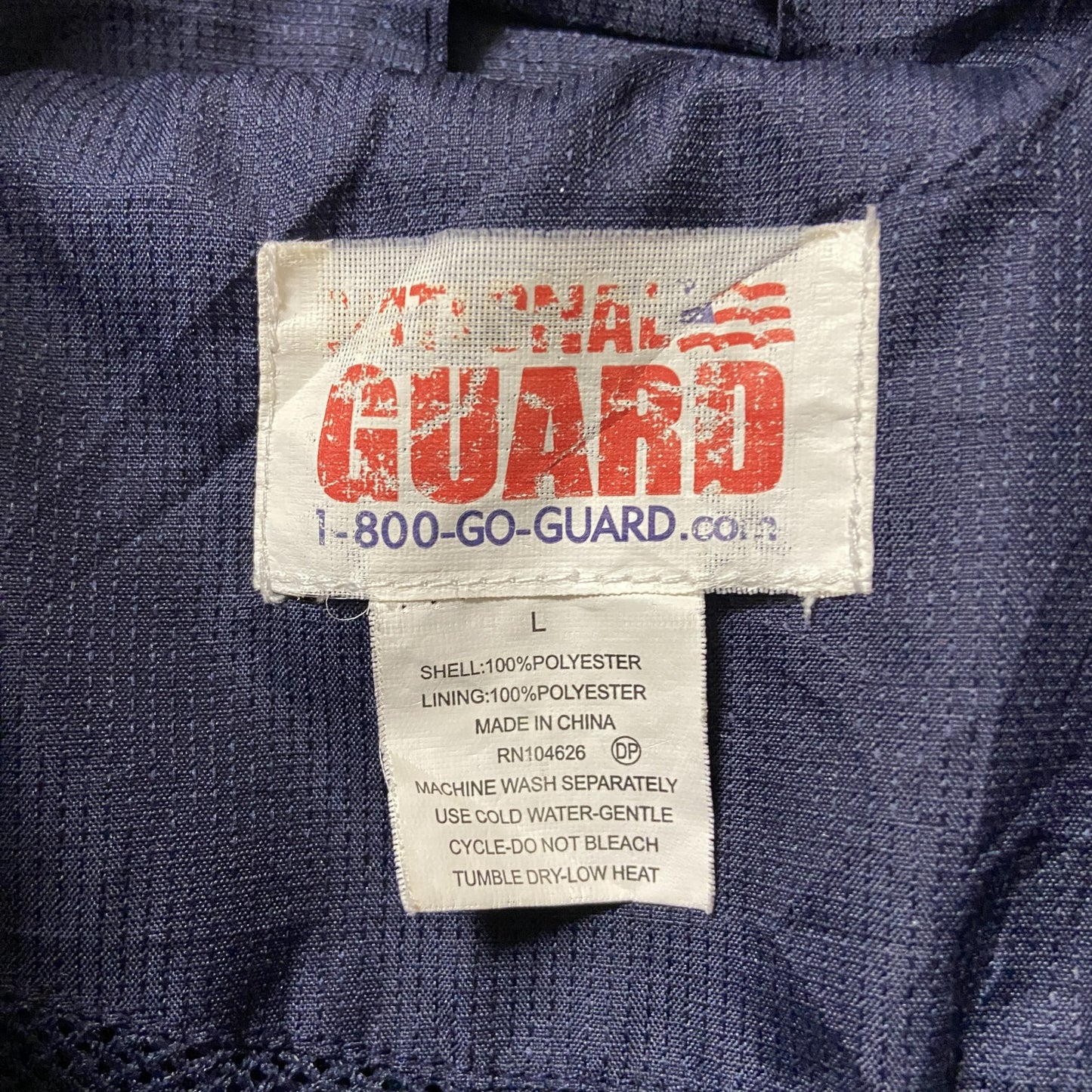 古着 used　NATIONAL GUARD　長袖ハイネックナイロンジャケット　ワンポイント刺繍　アメリカ　ネイビー　Lサイズ