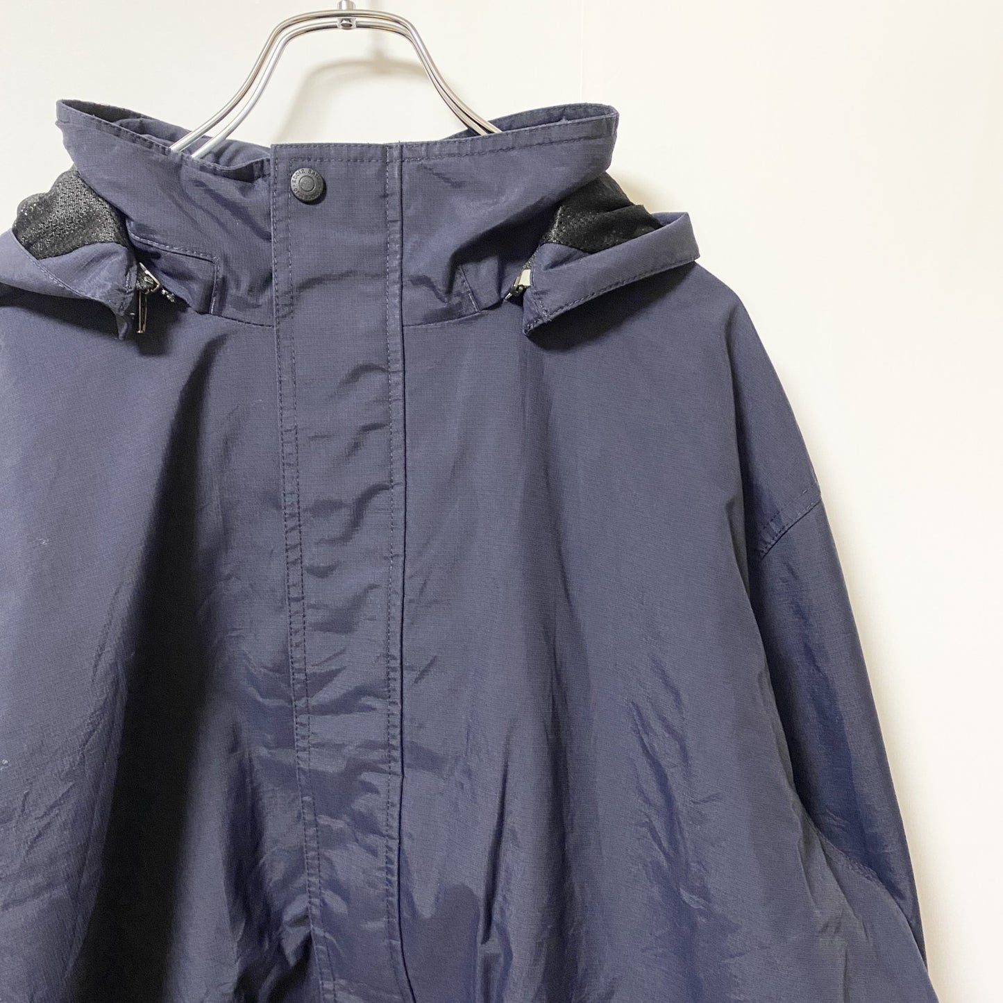 古着 used　Eddie Bauer エディーバウアー　長袖マウンテンジャケット　ナイロン　ブルゾン　ネイビー　XLサイズ