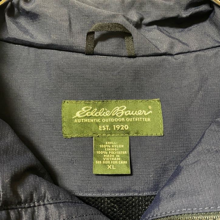 古着 used　Eddie Bauer エディーバウアー　長袖マウンテンジャケット　ナイロン　ブルゾン　ネイビー　XLサイズ