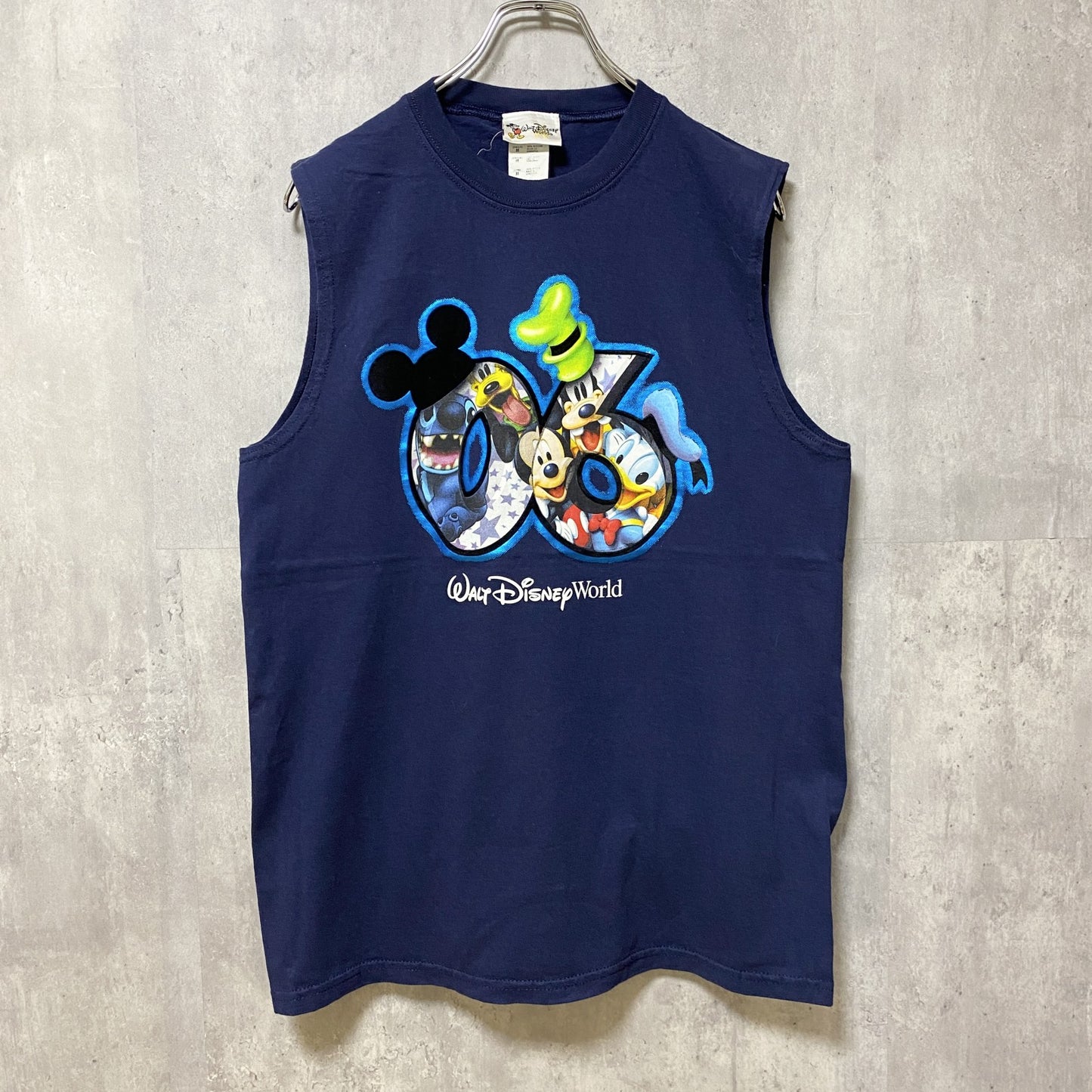 古着 used　Disney　ディズニー　ディズニーワールド　プリントタンクトップ　ネイビー　ミッキーマウス　スティッチ　Mサイズ