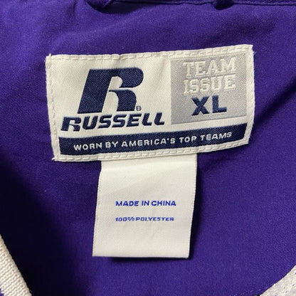 古着 used　RUSSELL ラッセル　長袖ナイロンプルオーバー　ワンポイント刺繍　紫　ビッグシルエット　XLサイズ