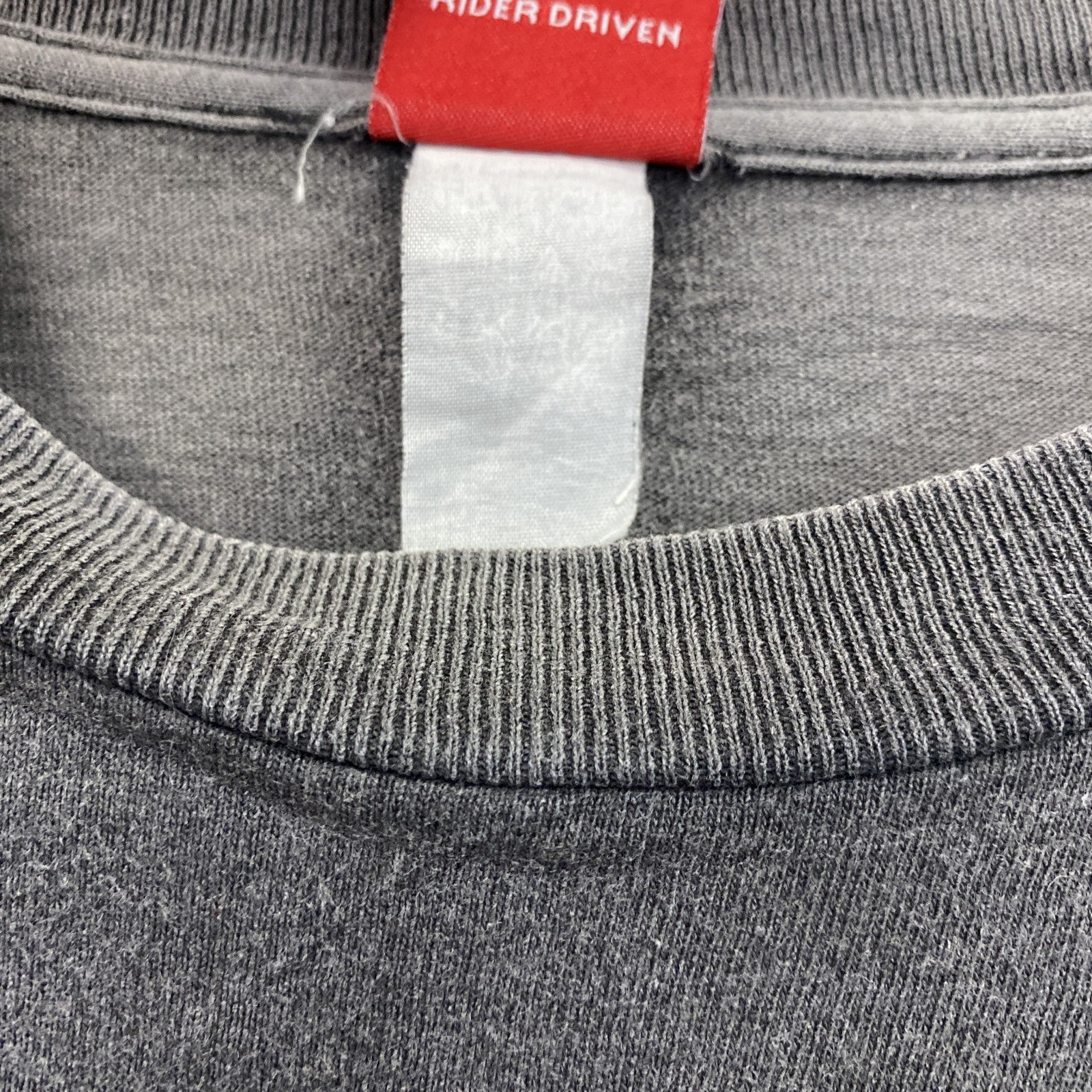 Burton　バートン　半袖プリントTシャツ　フェード　黒　ブラック