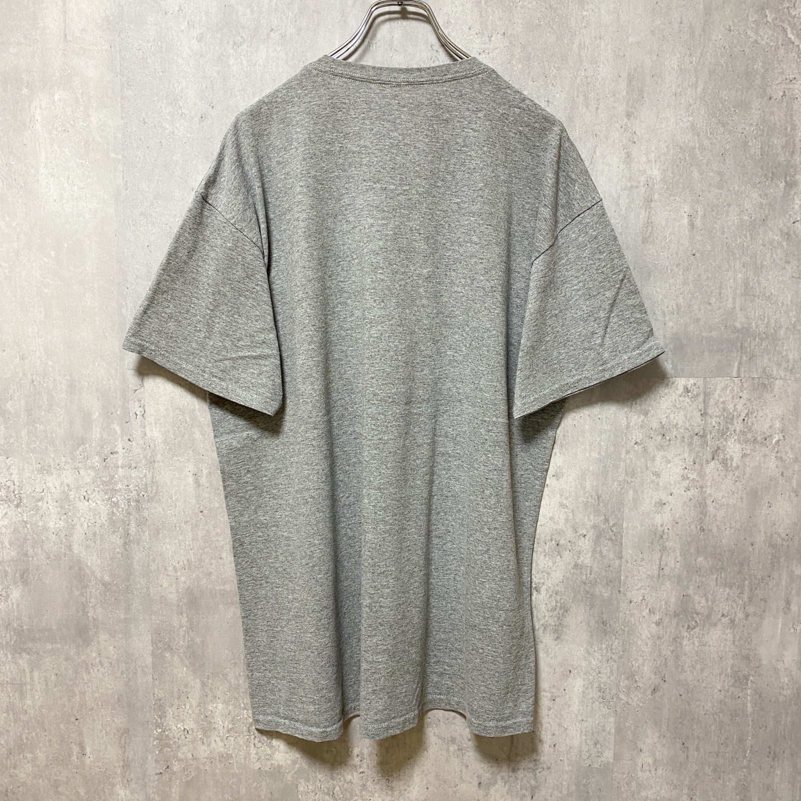 古着 used　Disney　ディズニー　半袖プリントデザインTシャツ　グレー　ミッキーマウス　レトロ　オーバーサイズ　XLサイズ