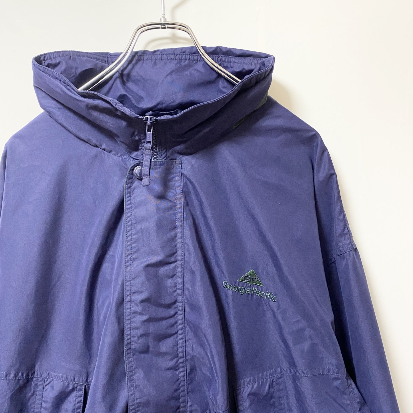 古着 used　SIERRA SPORT　長袖ワンポイント刺繍ロゴナイロンジャケット　オーバーサイズ　ネイビー　XLサイズ