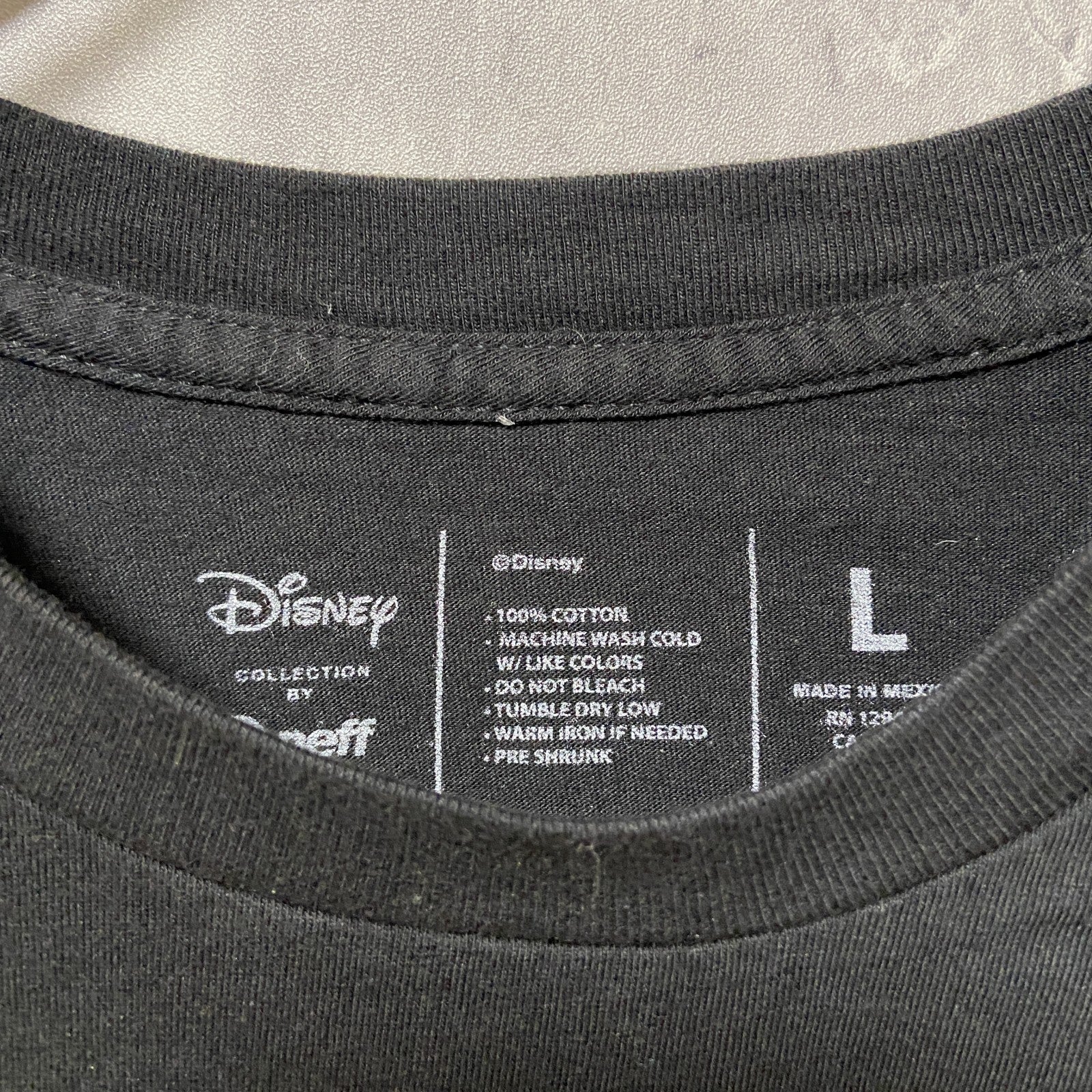 古着 used　Disney　ディズニー　neff　ネフ　半袖プリントTシャツ　黒　ブラック　ミッキーマウス　メキシコ製