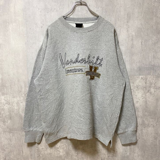 古着 used　長袖刺繍カレッジロゴスウェット　トレーナー　グレー　ヴァンダービルト大学　クルーネック　レトロデザイン　Lサイズ