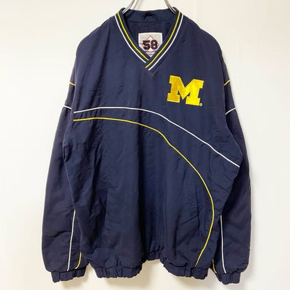 古着 used　58 SPORTS　長袖ナイロンプルオーバー　ロゴ刺繍　Vネック　MICHIGAN　ワッペン　ネイビー　Mサイズ