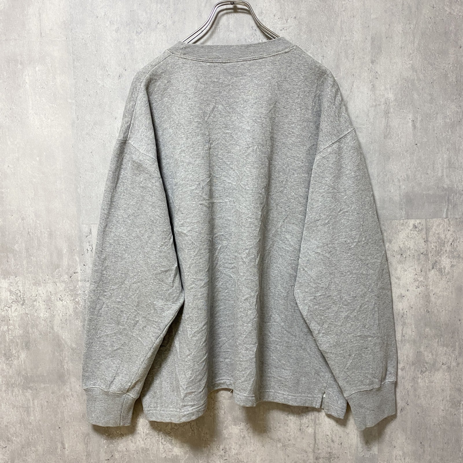 古着 used　長袖刺繍カレッジロゴスウェット　トレーナー　グレー　ヴァンダービルト大学　クルーネック　レトロデザイン　Lサイズ