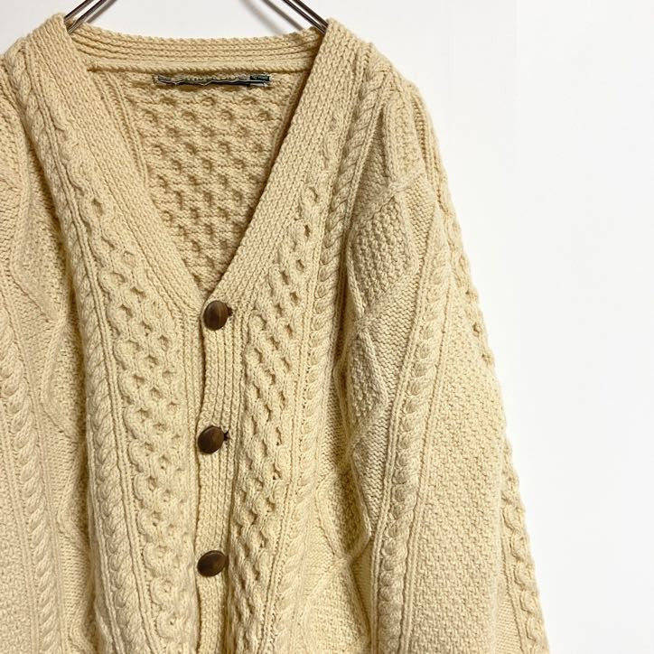 古着 used　IRISFREE　長袖ケーブルニットカーディガン　厚手セーター　ヴィンテージ　秋冬服　Mサイズ