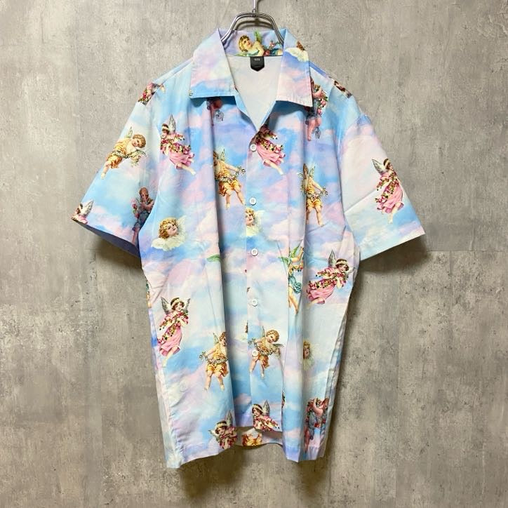 古着 used　半袖総柄デザインシャツ　アロハ　個性的　天使　開襟　水色　レトロ　メンズ　レディース　Lサイズ