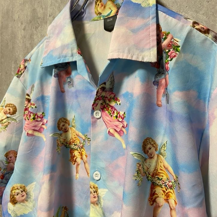 古着 used　半袖総柄デザインシャツ　アロハ　個性的　天使　開襟　水色　レトロ　メンズ　レディース　Lサイズ