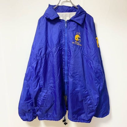 古着 used　長袖ナイロンジャケット　フード付き　カレッジプリント　フットボール　青　ブルー　ビックシルエット