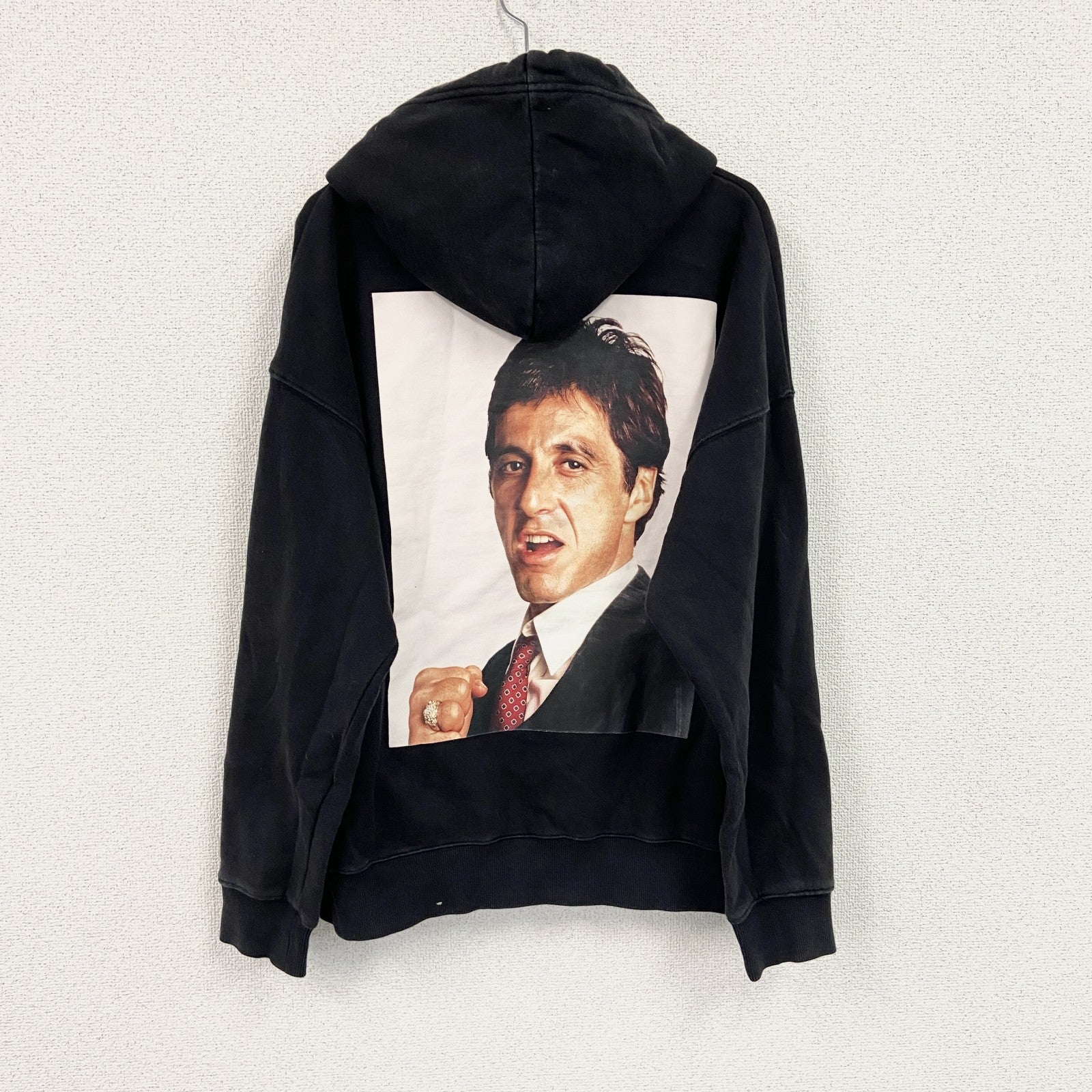 H＆M　SCARFACE　スカーフェイス　トニーモンタナ　スウェットパーカー/フーディー　ムービー　黒　ブラック　Lサイズ