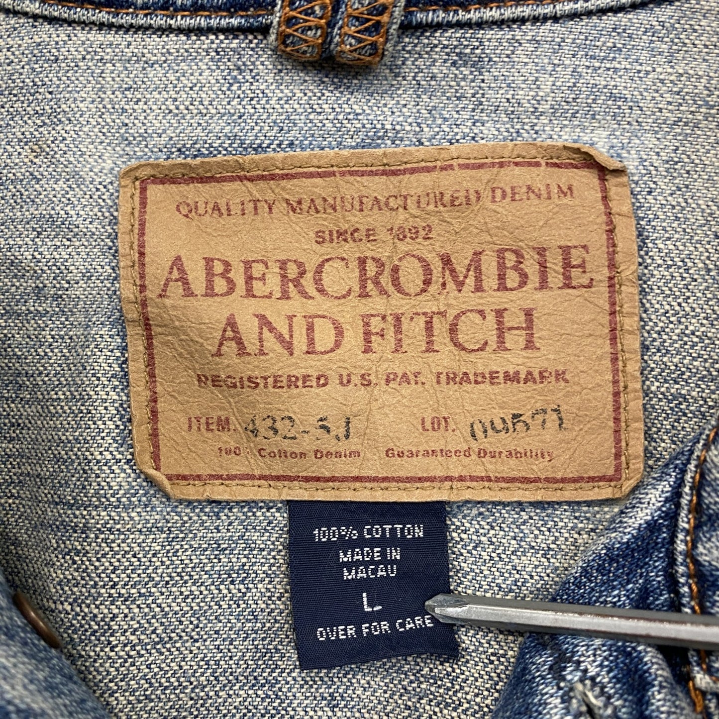 Abercrombie&Fitch　アバクロンビー&フィッッチ　デニムジャケット/Gジャン　3rdタイプ　インディゴ　Lサイズ