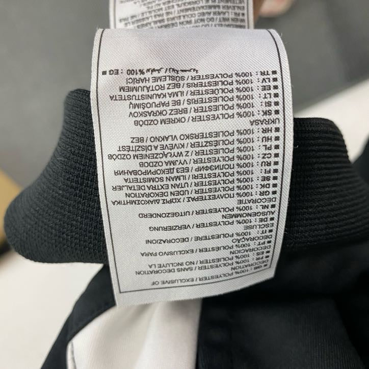 NIKE　ナイキ　トラックジャケット/ジャージ　黒　ブラック　XLサイズ