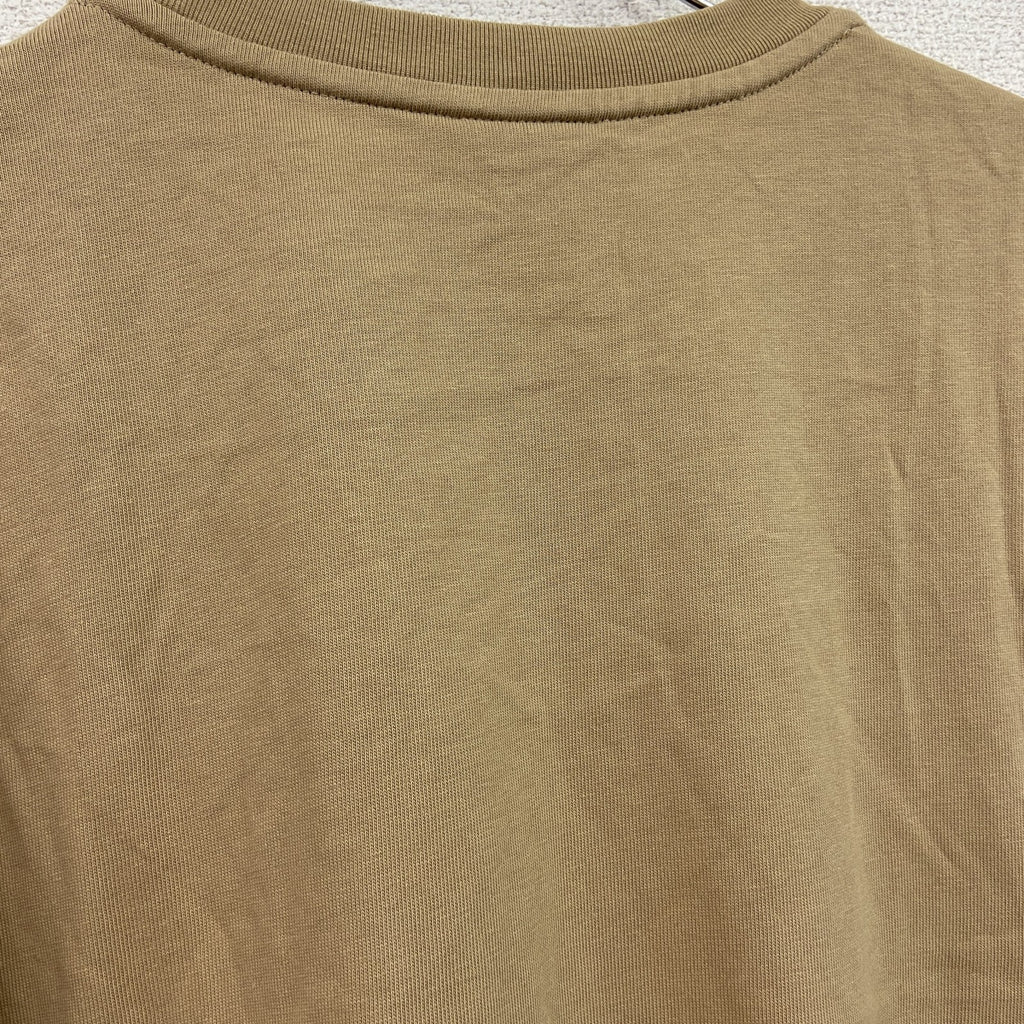 NEW BALANCE　ニューバランス　半袖Tシャツ　ワッペン　ワンポイント　クルーネック　ベージュ
