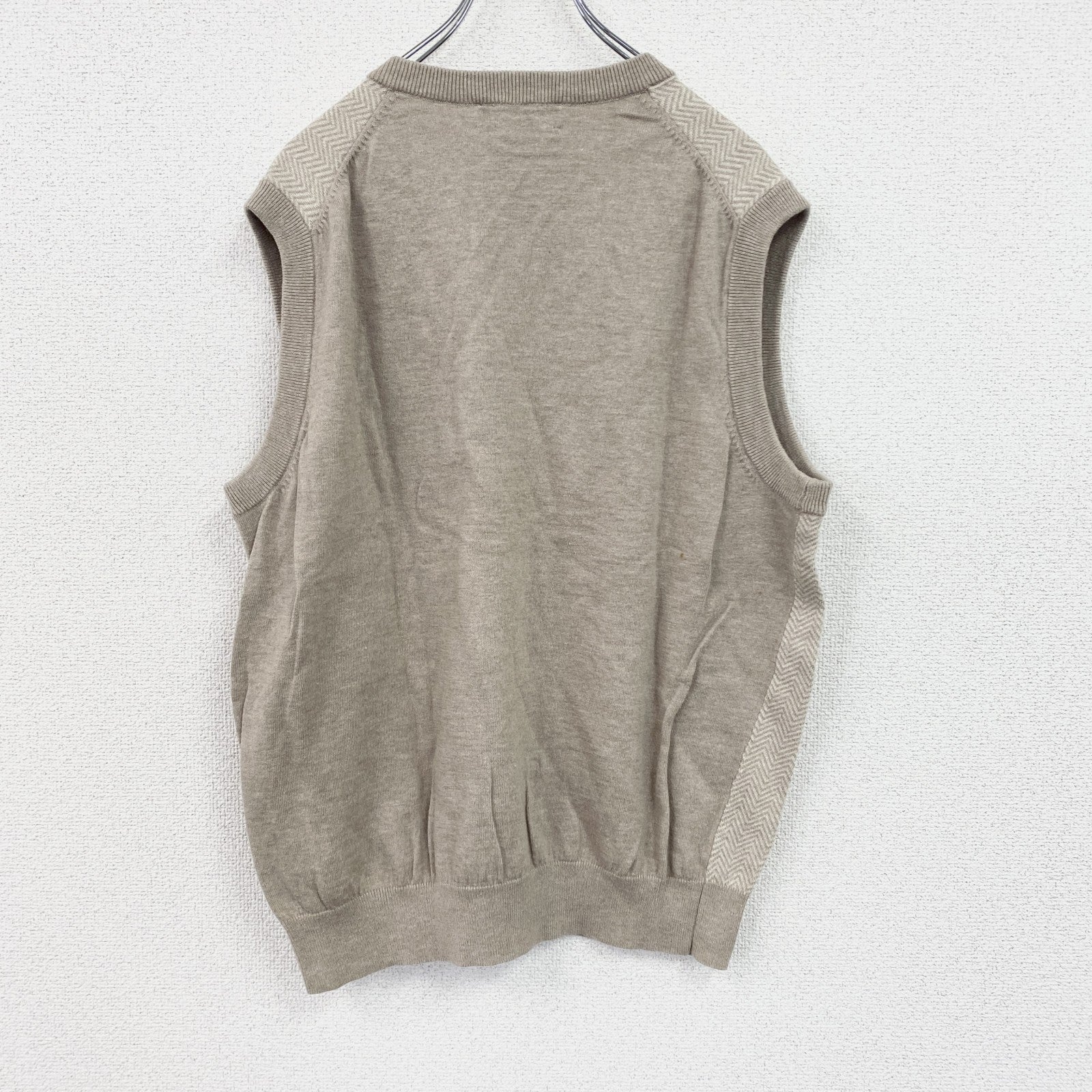 ROUNDTREE＆YORKE　ニットベスト　ベージュ　Lサイズ