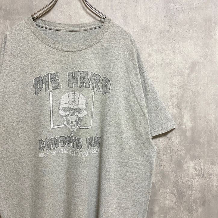 古着 used　半袖プリントＴシャツ　DIE HARD COWBOYS FAN　クルーネック　グレー　オーバーサイズ　XLサイズ