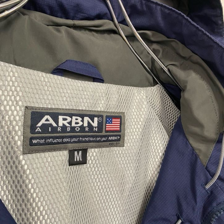 ARBN AIRBORN　エアボーン　マウンテンパーカー　スノーウェア　比翼仕立て　紺　ネイビー 　Mサイズ