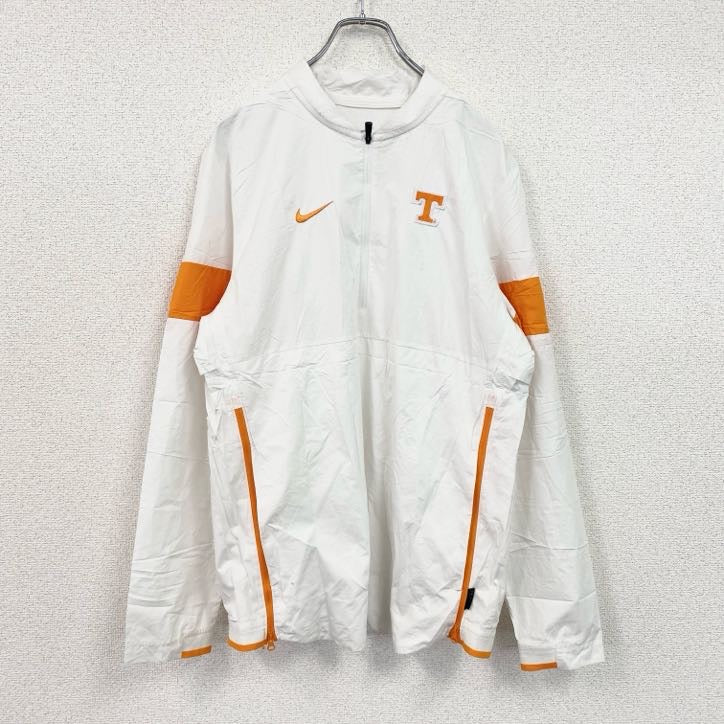 NIKE　ナイキ　ハーフジッププルオーバージャケット　白　ホワイト　Sサイズ