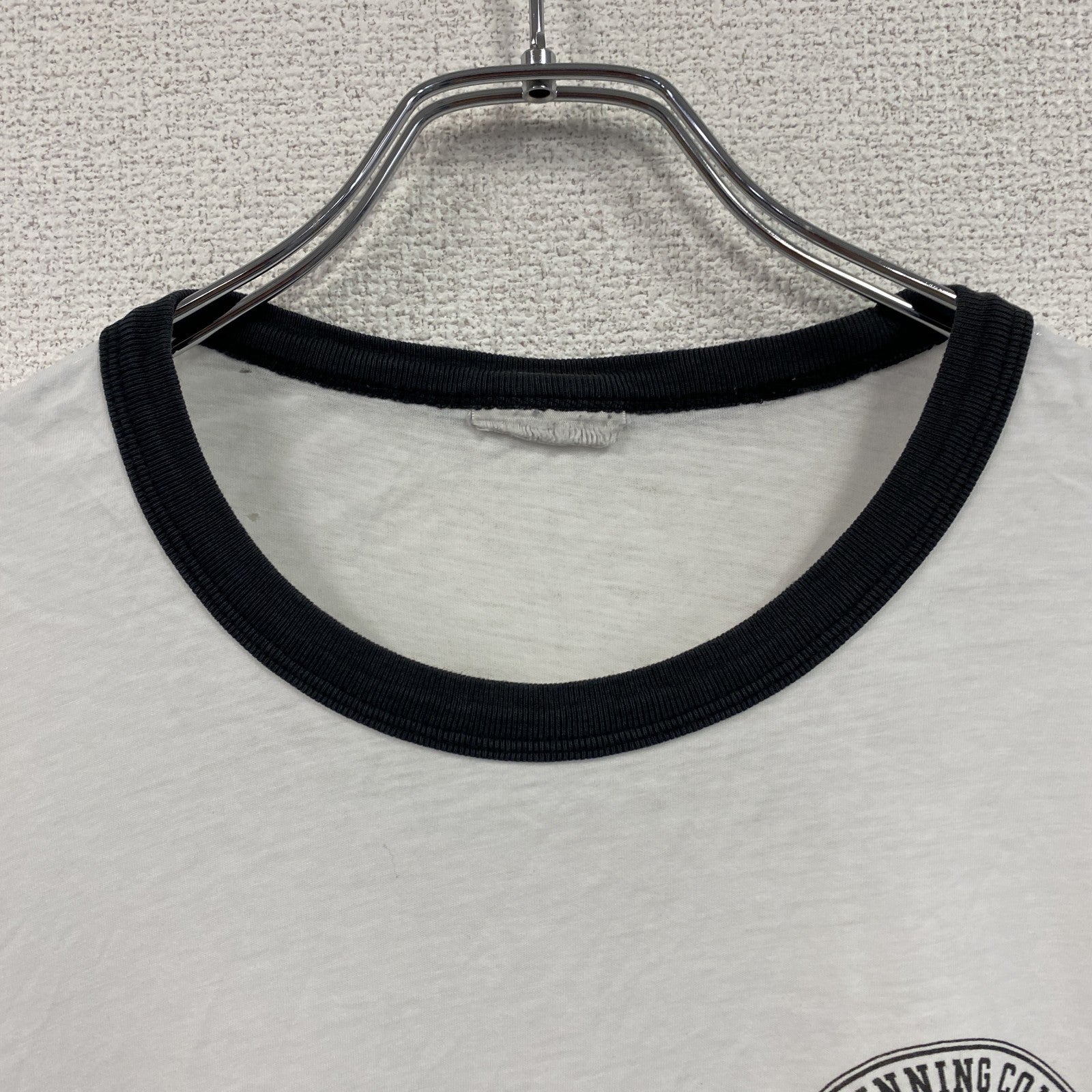 NIKE　ナイキ　半袖プリントTシャツ　リンガーT　白　ホワイト