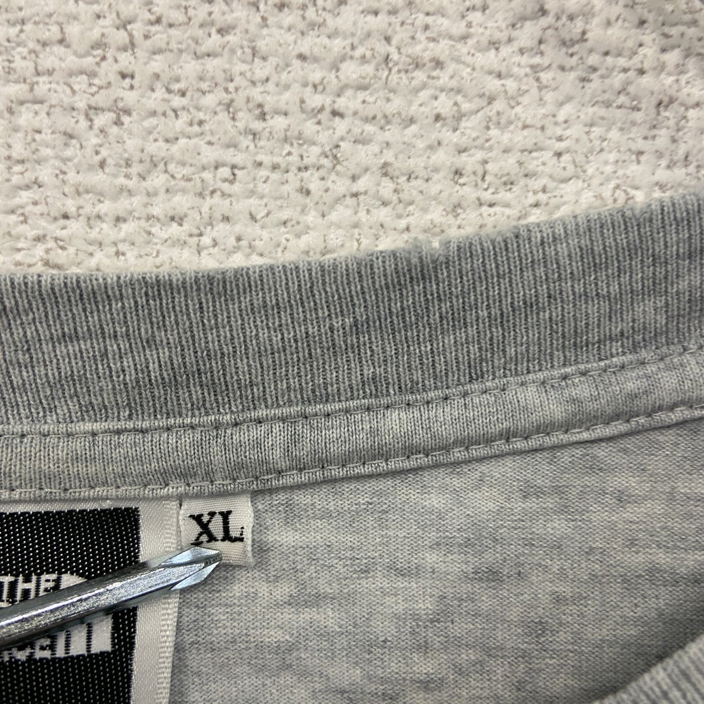 THE NORTH FACE　ザ・ノースフェイス　半袖プリントTシャツ　デカロゴ　灰色　グレー　XLサイズ