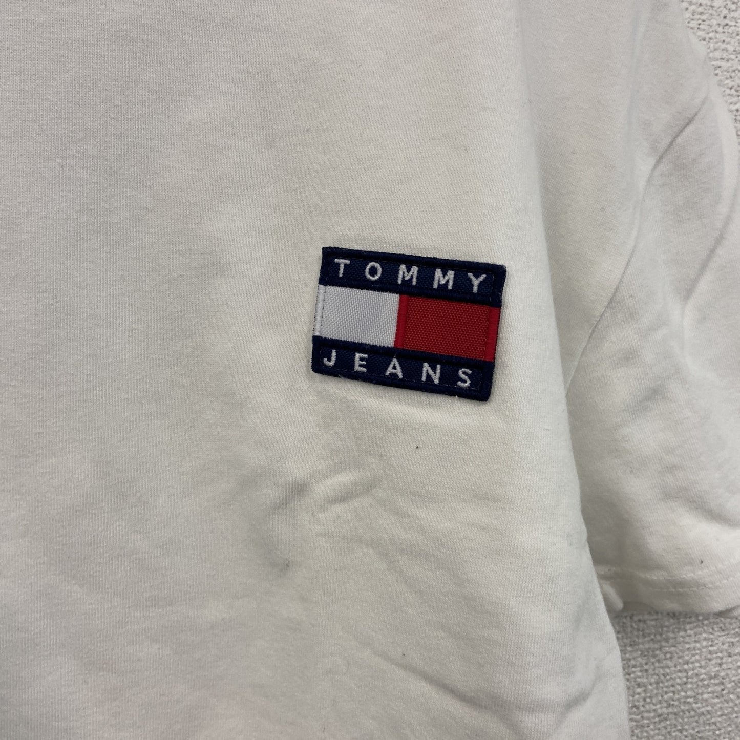 TOMMY HILFIGER　トミーヒルフィガー　半袖プリントTシャツ　白　ホワイト　Mサイズ