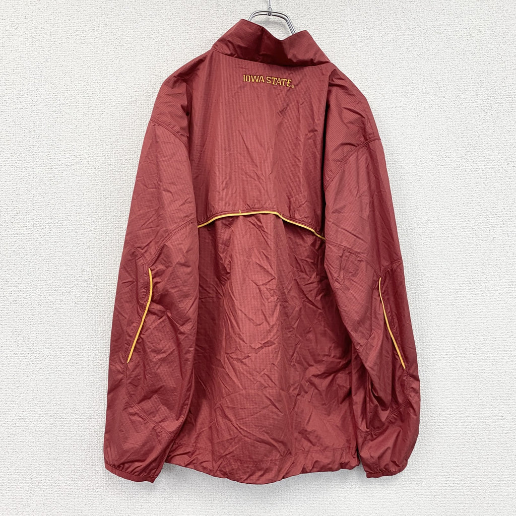 NIKE　ナイキ　プルオーバージャケット　赤　レッド　Sサイズ