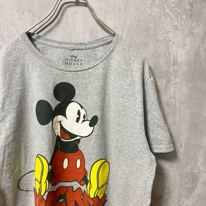 古着 used　Disney　ディズニー　半袖プリントＴシャツ　グレー　Mickey　ミッキー　キャラクター
