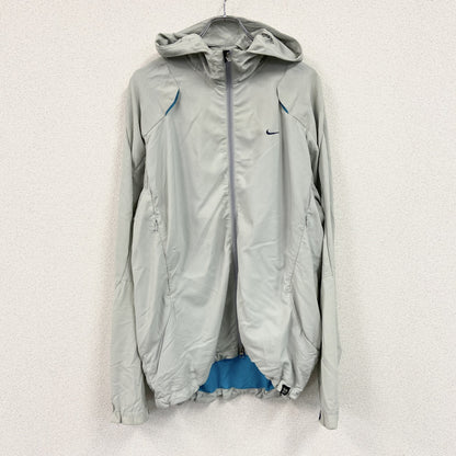 NIKE　ナイキ　ソフトシェルジャケット　ギミック　スウッシュ　ワンポイント　灰色　グレー　Lサイズ