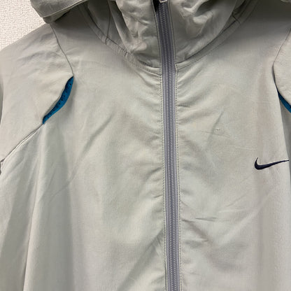 NIKE　ナイキ　ソフトシェルジャケット　ギミック　スウッシュ　ワンポイント　灰色　グレー　Lサイズ