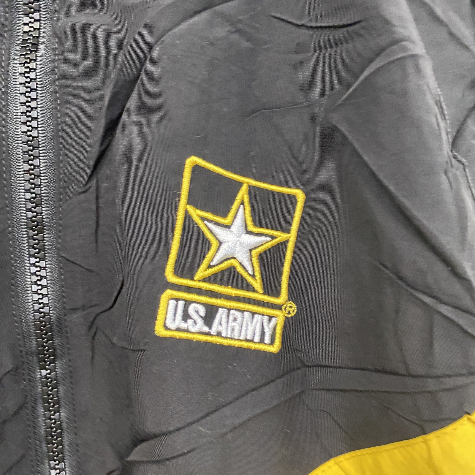 U.S.ARMY　IPFU　トレーニングジャケット　ナイロンジャケット　ミリタリー　米軍　黒　ブラック　Lサイズ
