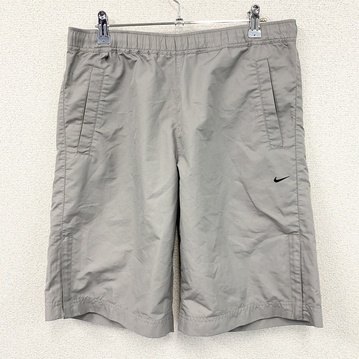 NIKE　ナイキ　CLIMA-FIT　ハーフパンツ/ショートパンツ　スウッシュ　グレー　Sサイズ