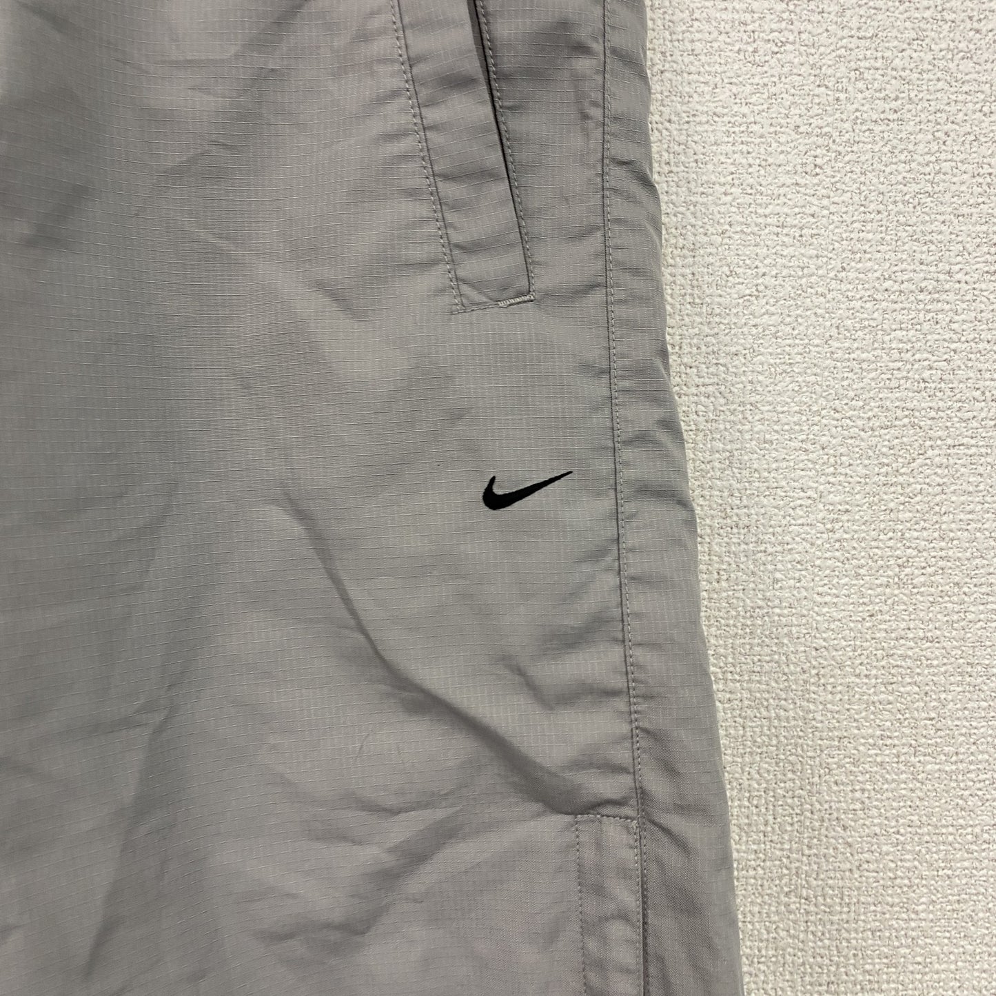 NIKE　ナイキ　CLIMA-FIT　ハーフパンツ/ショートパンツ　スウッシュ　グレー　Sサイズ