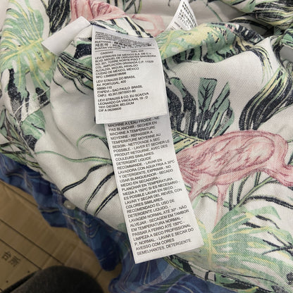 Levi’s　リーバイス　半袖シャツ　フラミンゴ　総柄　白　ホワイト　Lサイズ