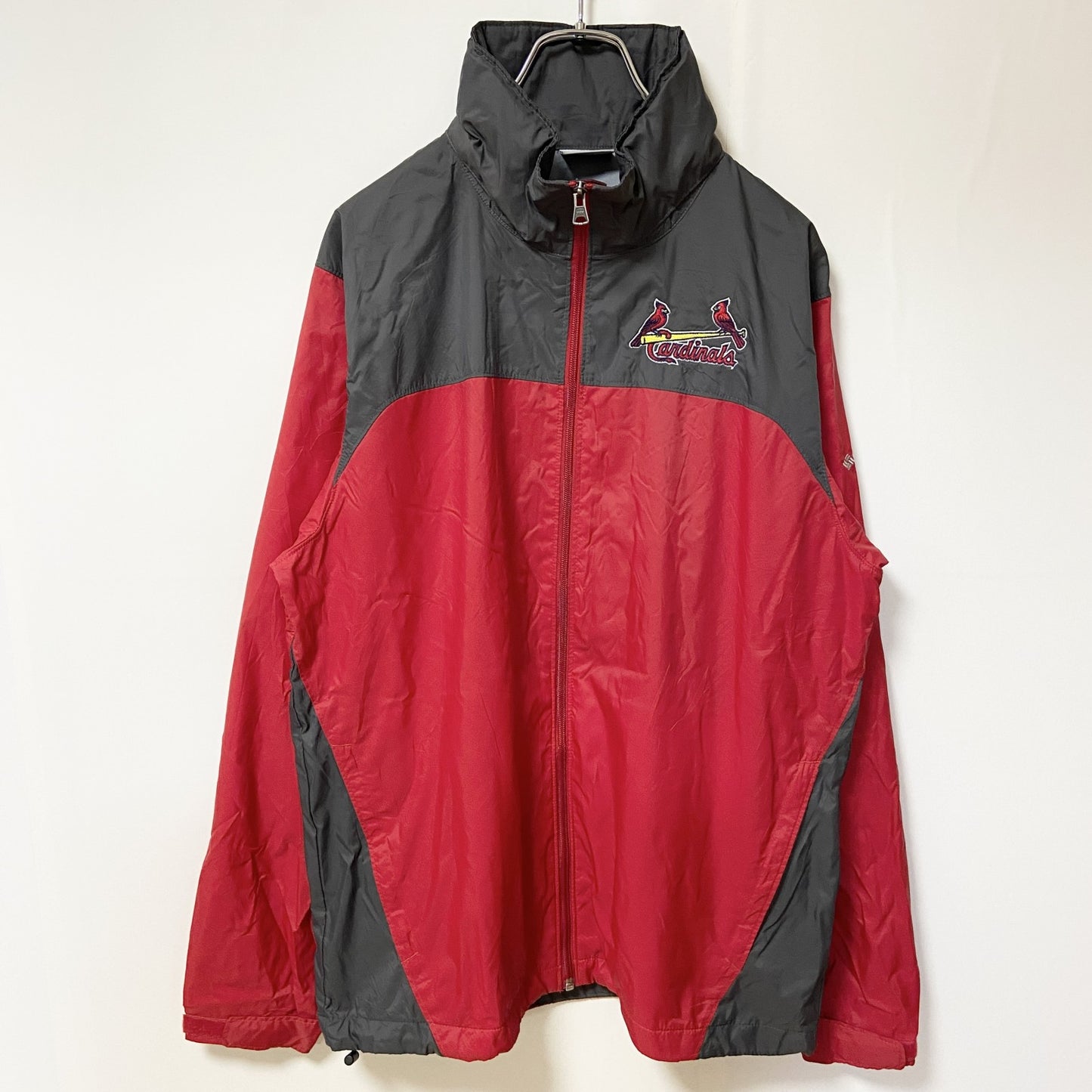 古着 used　Columbia　コロンビア　長袖ナイロンジャケット　MLB　カージナルス　ジップアップジャケット　Mサイズ