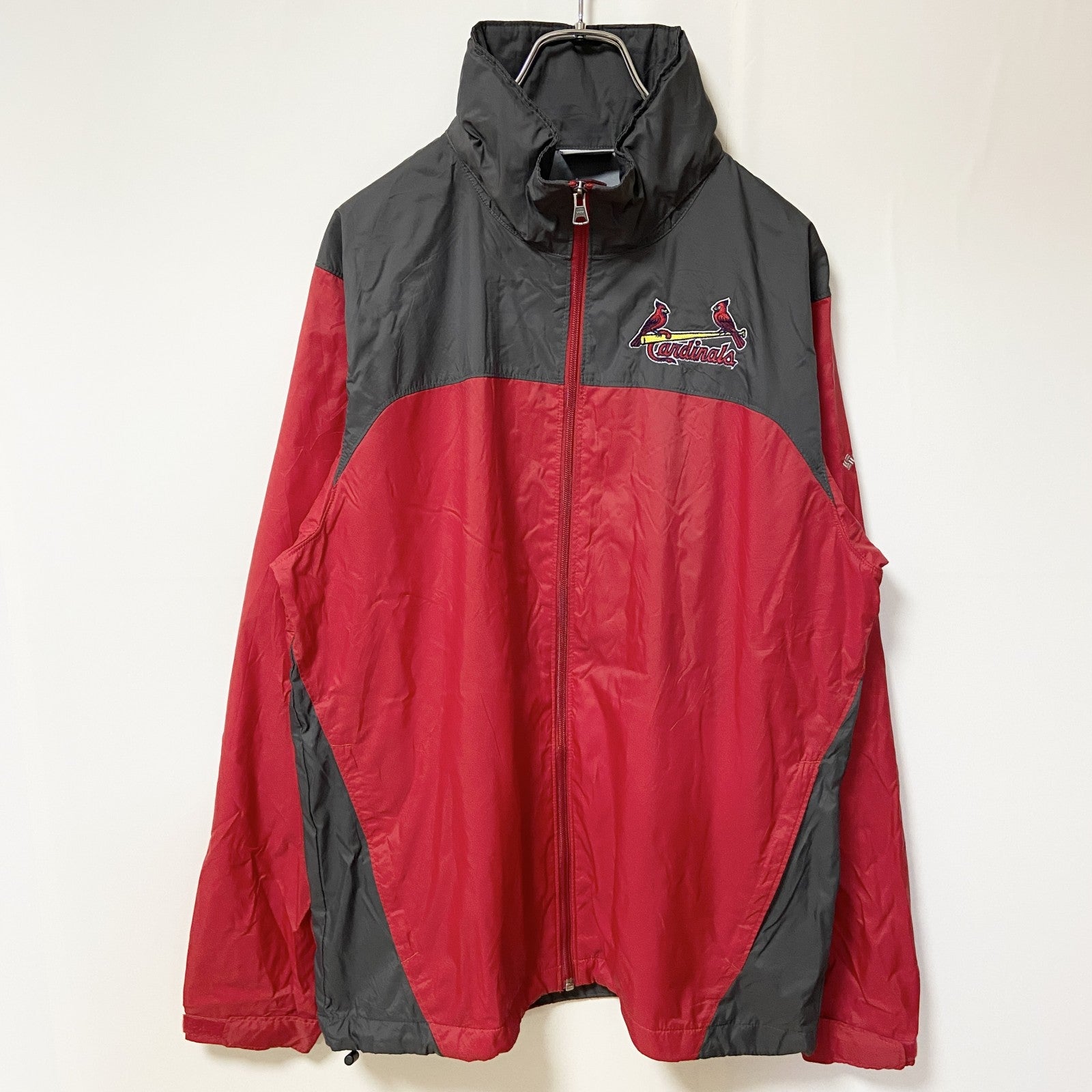 古着 used　Columbia　コロンビア　長袖ナイロンジャケット　MLB　カージナルス　ジップアップジャケット　Mサイズ